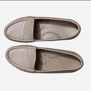 SAS Women's 8.5W Simply Slip on Comfort Tripad Loafers Flats Pearl White Ivory